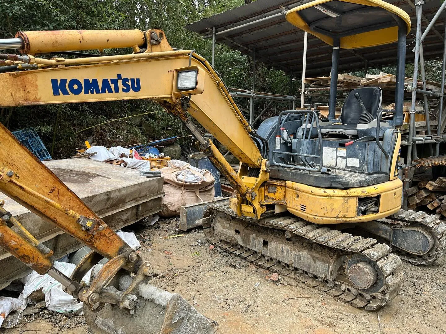 コマツ建設機械PC30MR-2定期メンテナンス@福岡市城南区